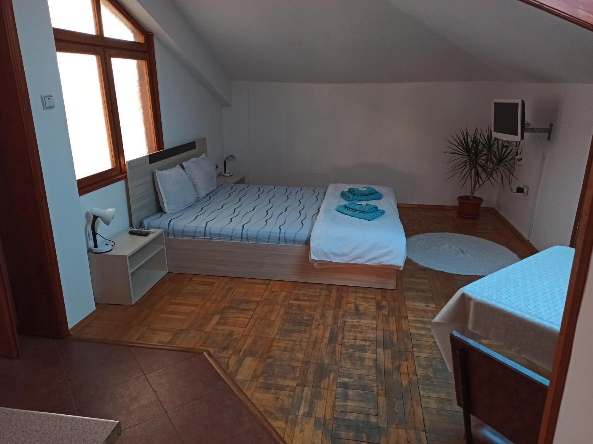 Guest House Ganovi Kalofer Rum bild